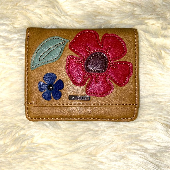 Target mini wallet🐆 - Picture 1 of 4
